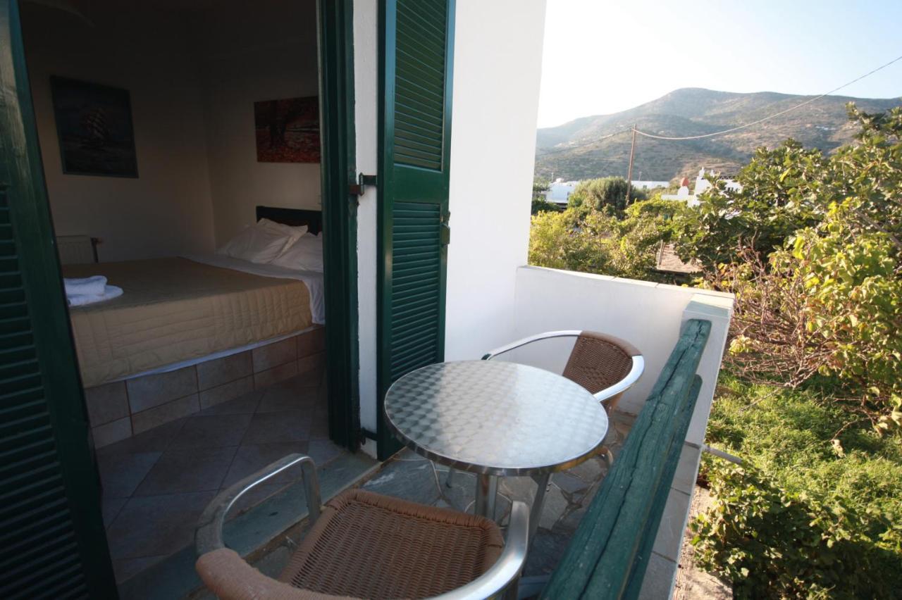 Cyclades Beach Apartments Chrisopigi  Bagian luar foto