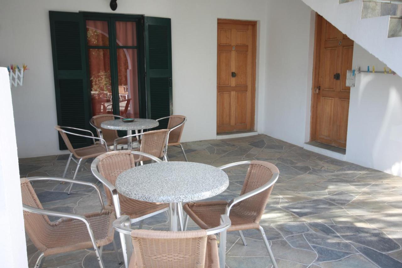 Cyclades Beach Apartments Chrisopigi  Bagian luar foto