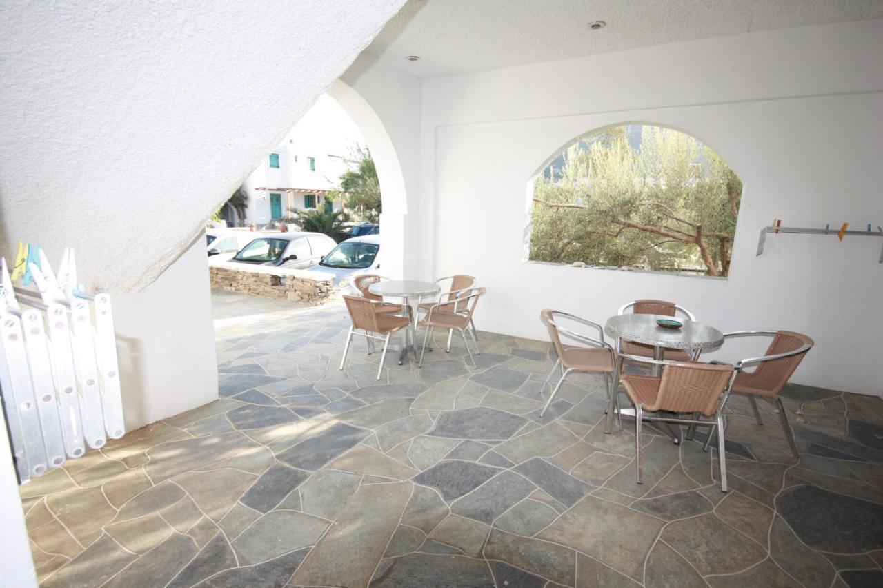 Cyclades Beach Apartments Chrisopigi  Bagian luar foto