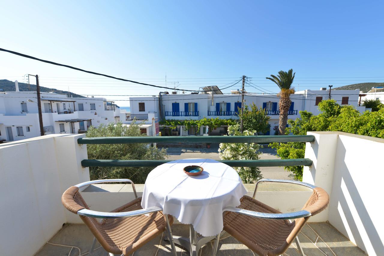 Cyclades Beach Apartments Chrisopigi  Bagian luar foto